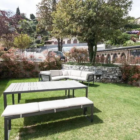 Castelli - By Lovecomo Menaggio