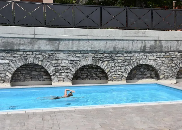 Castelli - By Lovecomo Nyaraló Menaggio