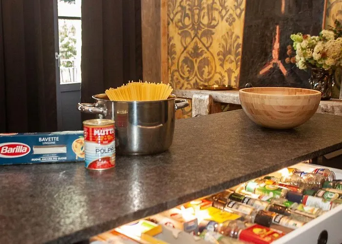 Castelli - By Lovecomo *