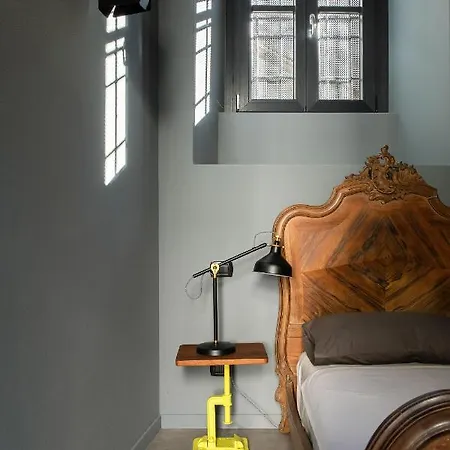 Castelli - By Lovecomo * מנאג'יו