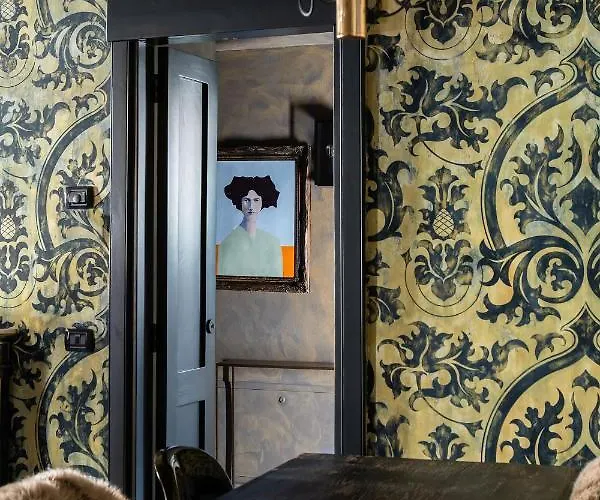 Castelli - By Lovecomo Casa de Férias *